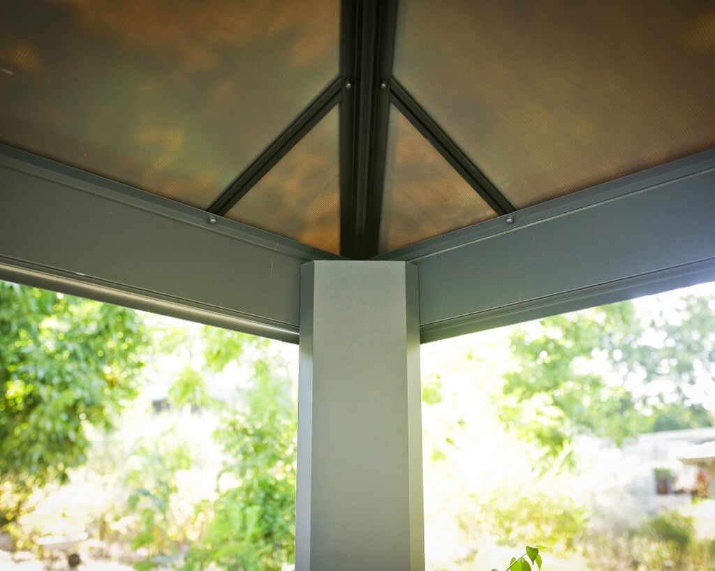 Altana-metalowa-Dallas-Palram-3-6-x-6-1-m (4) Altana-metalowa-Dallas-Palram-3-6-x-6-1-m narożnik altany