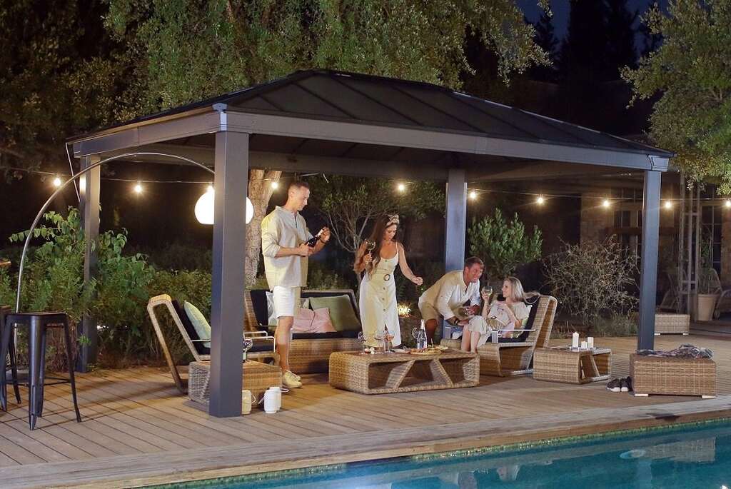 Altana-metalowa-Dallas-Palram-3-6-x-6-1-m (6) Altana-metalowa-Dallas-Palram-3-6-x-6-1-m zdjęcie główne