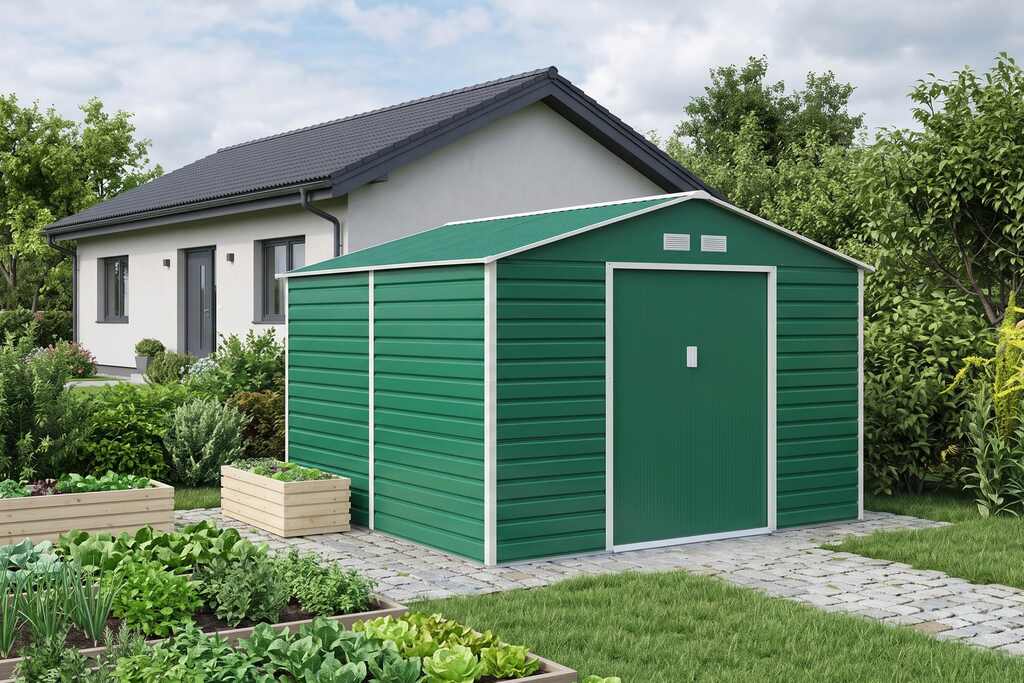 domek-narzedziowy-34-x-32-m-zielony-domek-ogrodowy-szopa przed domem